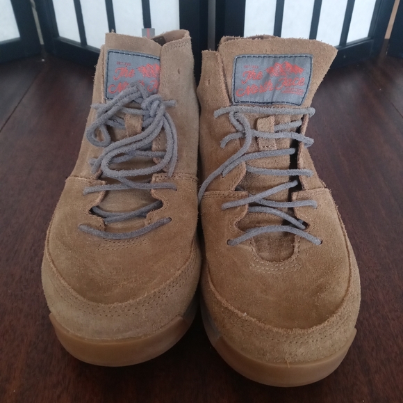 The North Face Back To Berkeley Tan Suede Chukka Boot Size 9 Gently Worn! - Picture 2 of 6